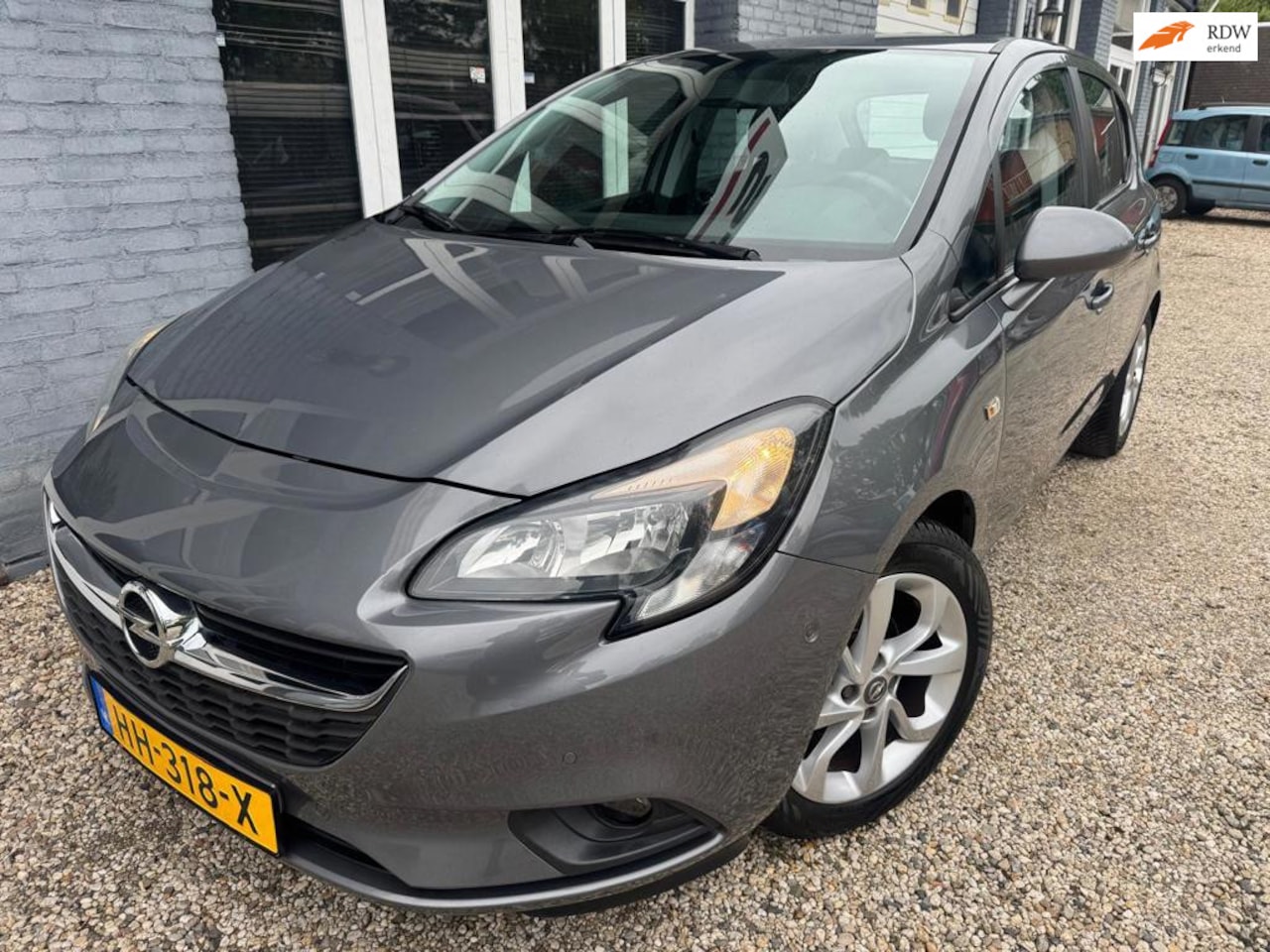 Opel Corsa - 1.4 Edition 1.4 Edition, MET ORIGINEEL WEINIG KM, VEEL OPTIES !! - AutoWereld.nl