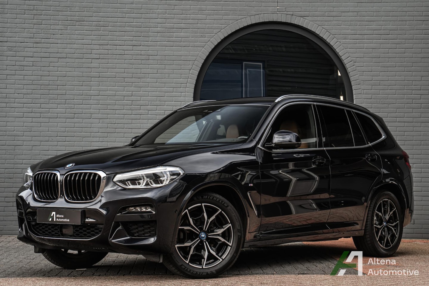 BMW X3 - xDrive20i High Executive Edition M-sport, panoramadak, 360 camera, adaptieve cruise - AutoWereld.nl
