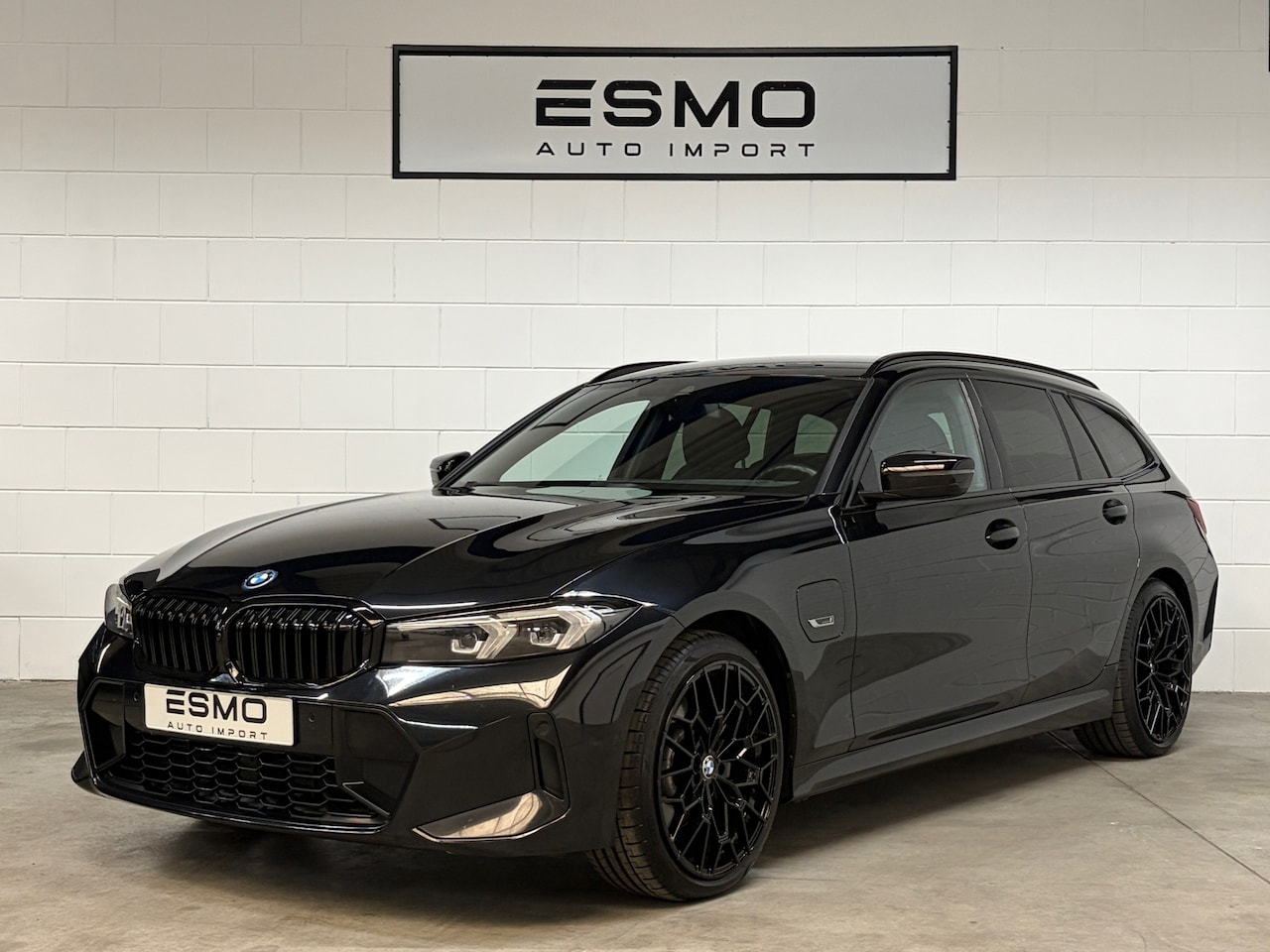 BMW 3-serie Touring - 320e M-Sportpakket MY 2023 Vossen 19" breedset - AutoWereld.nl