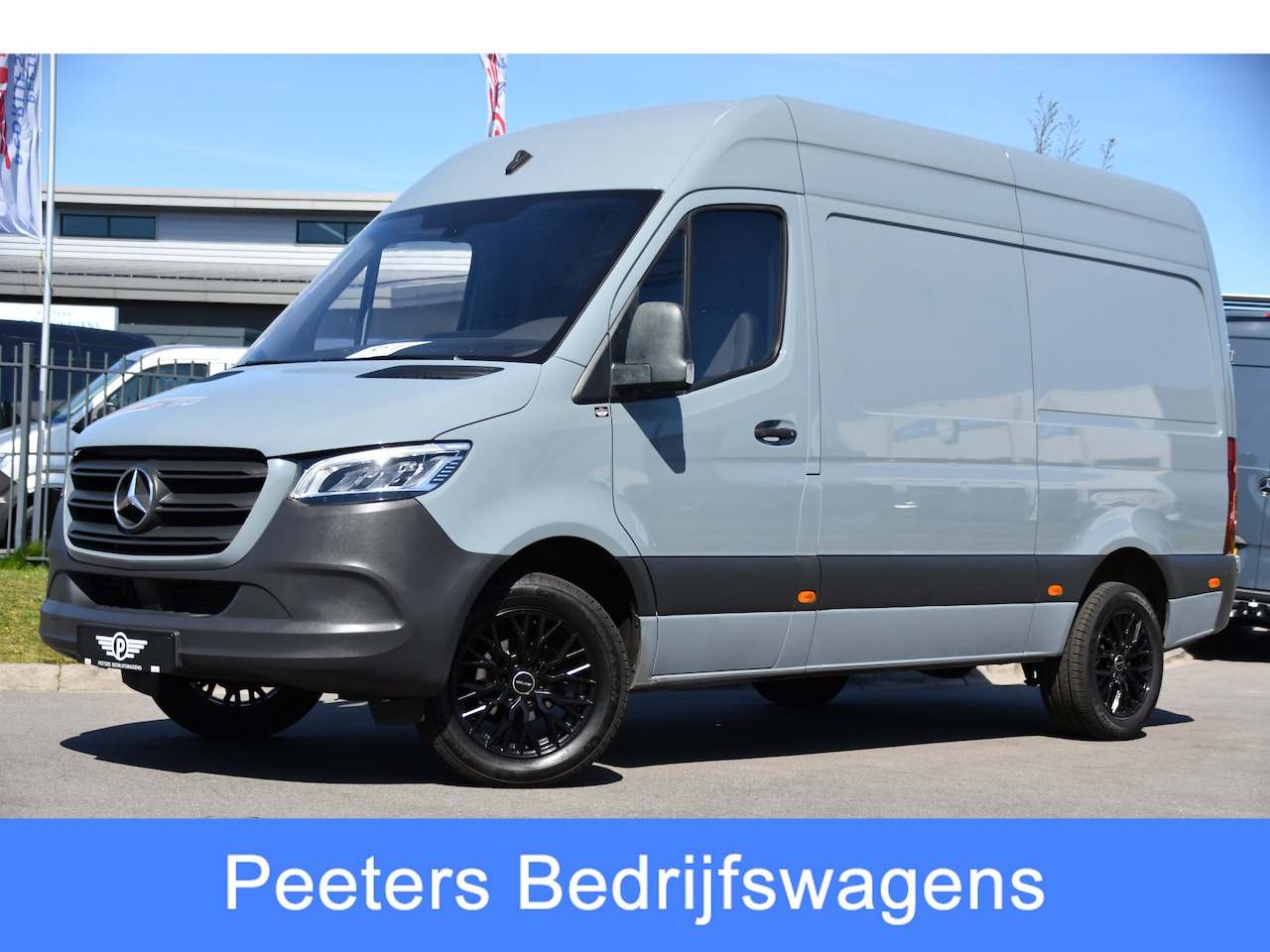 Mercedes-Benz Sprinter - 319 3.0 CDI L2H2 PB Edition Camera, Cruise, Carplay, LED, 190pk, Mbux 7'', Trekhaak, Senso - AutoWereld.nl