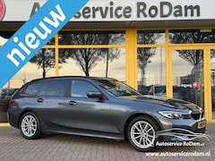 BMW 3-serie Touring - 318i High Executive