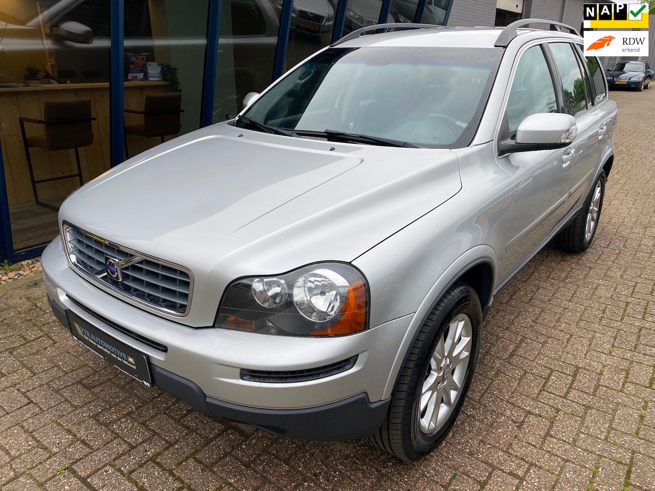 Volvo XC90 - 3.2 Momentum Automaat 7 Persoons / NL Auto - AutoWereld.nl