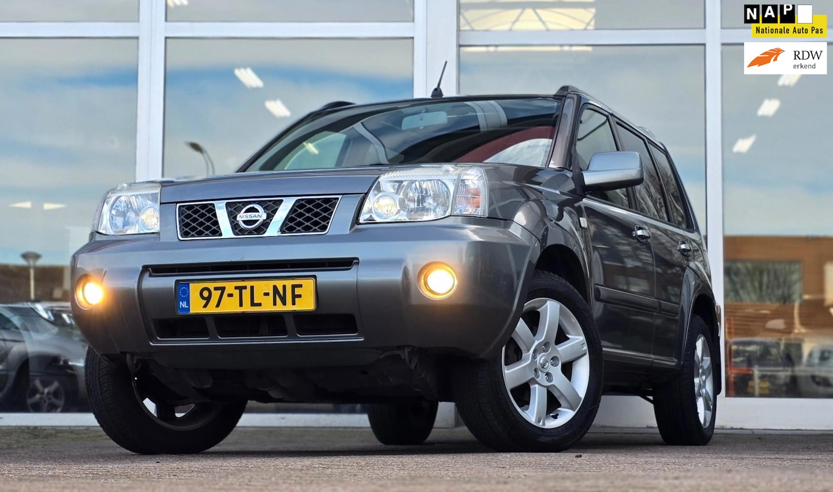 Nissan X-Trail - 2.5 Columbia Style 2e Eigenaar Automaat Trekhaak Mooi! - AutoWereld.nl