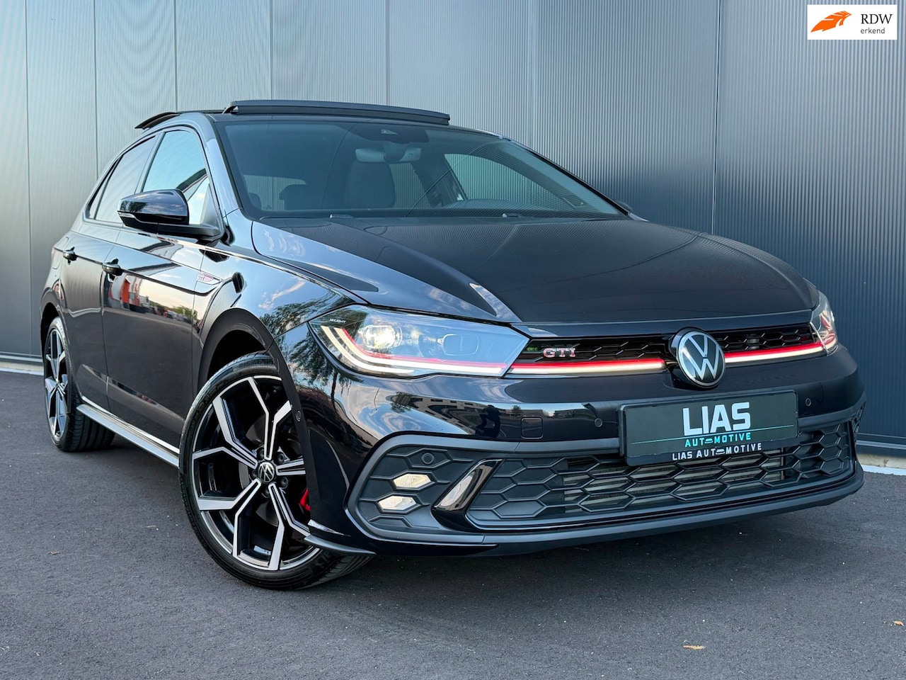 Volkswagen Polo - 2.0 GTI | PANO | Beats | Keyless | Blindspot | IQ Lights | Automatisch inparkeren | VW dea - AutoWereld.nl