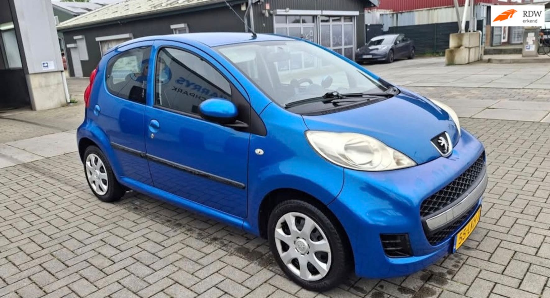 Peugeot 107 - 1.0-12V Urban Move 1.0-12V Urban Move - AutoWereld.nl