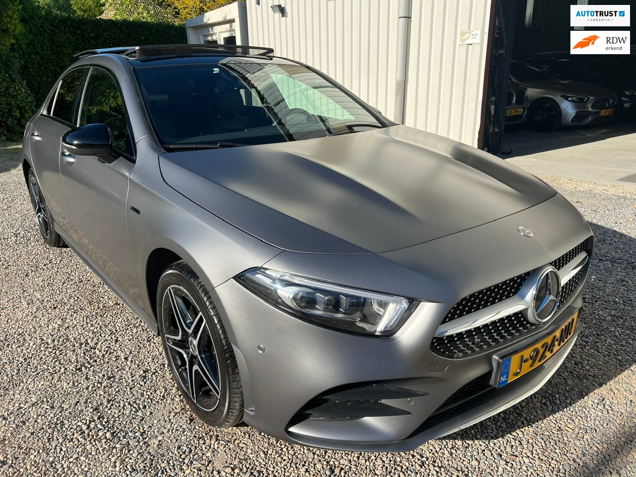 Mercedes-Benz A-klasse - 250 e Solution AMG Limited MEM.MULTIBEAM.PANO.NAP! - AutoWereld.nl