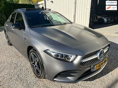 Mercedes-Benz A-klasse - 250 e Solution AMG Limited MEM.MULTIBEAM.PANO.NAP