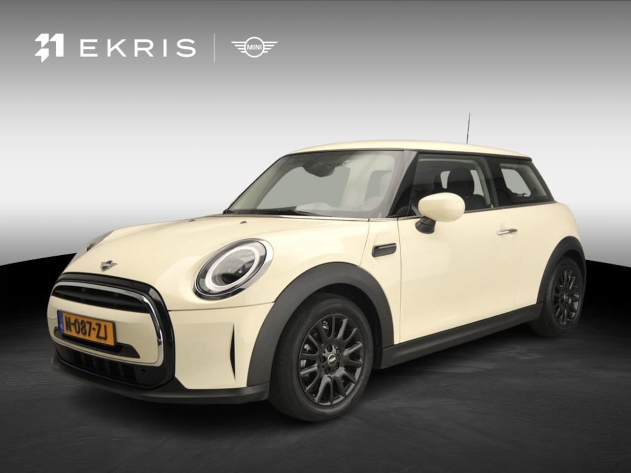 MINI One - 3-deurs / Sportstoelen / LED / PDC / Cruise / Navigatie / Alu wielen black - AutoWereld.nl