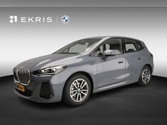 BMW 2-serie Active Tourer - 220i | M-Sportpakket | LED | Navigatie | Sportstoelen | Stoelverwarming | Keyles go | DAB