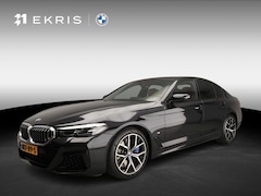 BMW 5-serie - Sedan 540i | M-Sportpakket | LED | Leder | Navigatie | Comfortzetels | Stoelverwarming | D