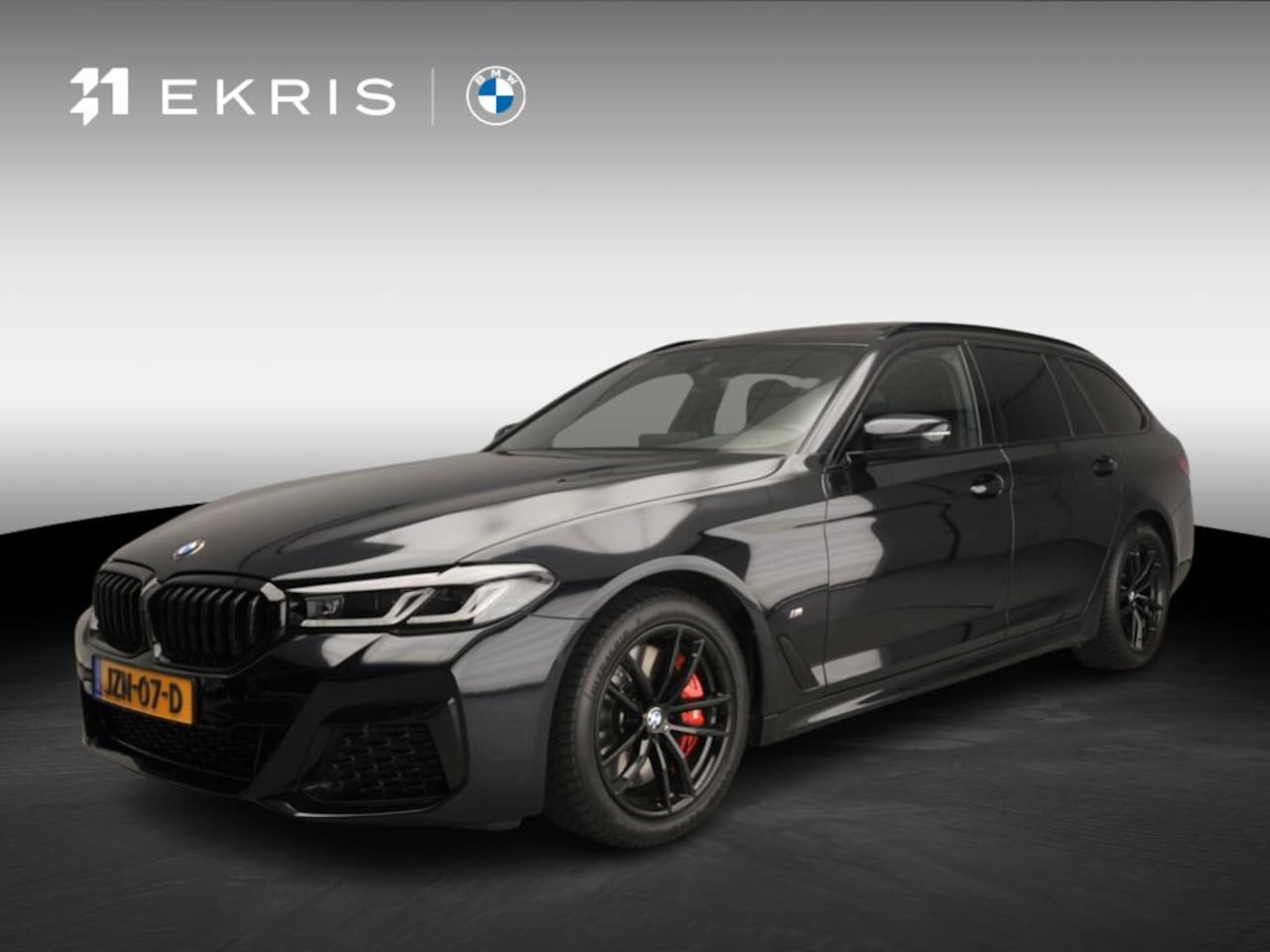 BMW 5-serie Touring - 540i xDrive | M-Sportpakket | LED | Navigatie | Schuifdak | Sportstoelen | Stoelverwarming - AutoWereld.nl