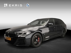BMW 5-serie Touring - 540i xDrive | M-Sportpakket | LED | Navigatie | Schuifdak | Sportstoelen | Stoelverwarming