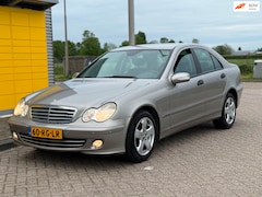 Mercedes-Benz C-klasse - 180 K. Classic Bj 2005 Airco Pdc v+a Nette auto