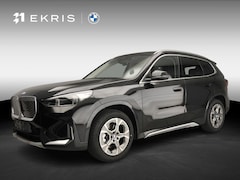 BMW iX1 - eDrive20 Pure Edition / Driving assist / Trekhaak / Premium Pack / X-Line / Alu 18 inch