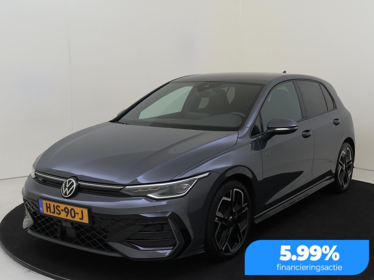 Volkswagen Golf - 1.5 eTSI R-Line Edition 1.5 eTSI R-Line Edition - AutoWereld.nl