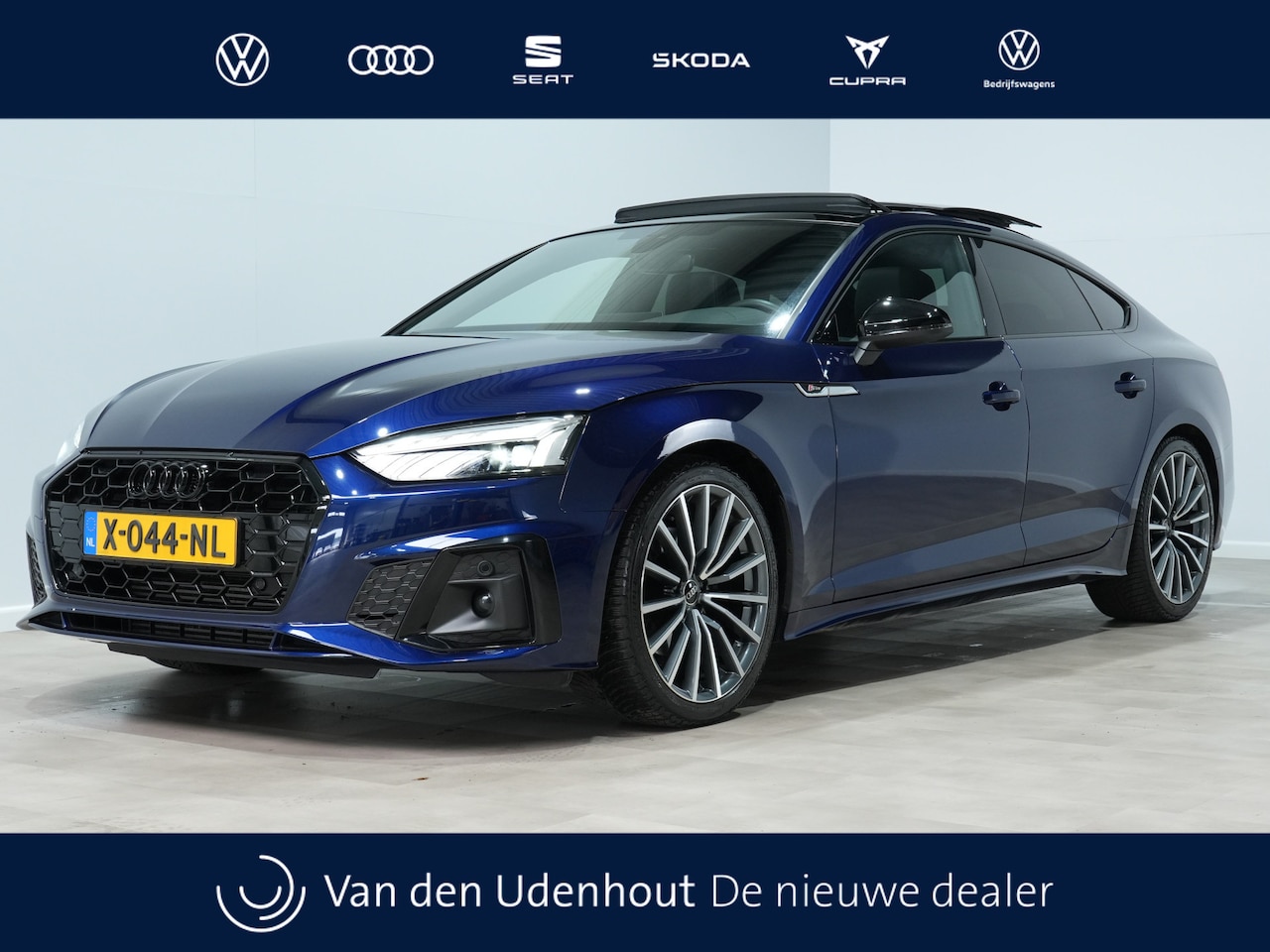 Audi A5 Sportback - 35 TFSI S ed. Competition | Panorama | Matrix-LED | 19" | Navi | Stoelverw. - AutoWereld.nl