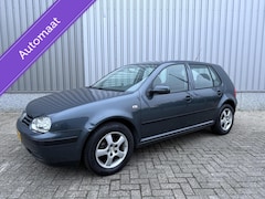 Volkswagen Golf - 1.6