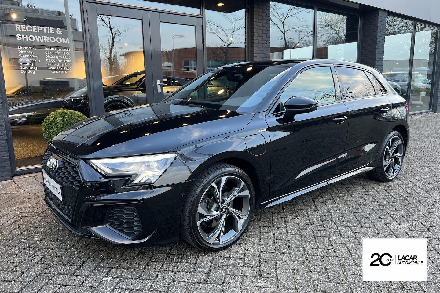 Audi A3 Sportback - 40 TFSI e S Line I 18 inch I LED - AutoWereld.nl