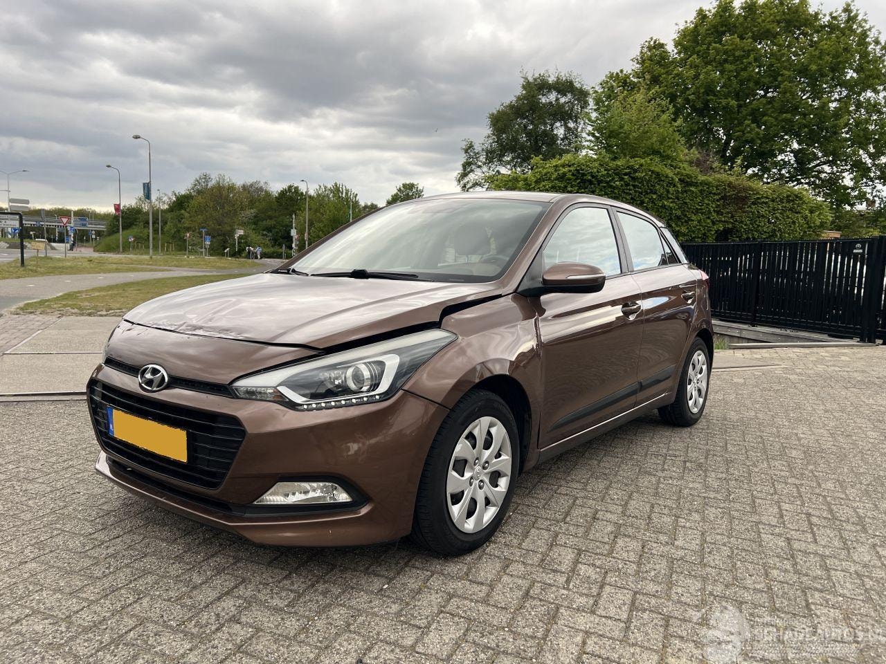 Hyundai i20 - I-20 1.0 T-GDI Navi Camera - AutoWereld.nl