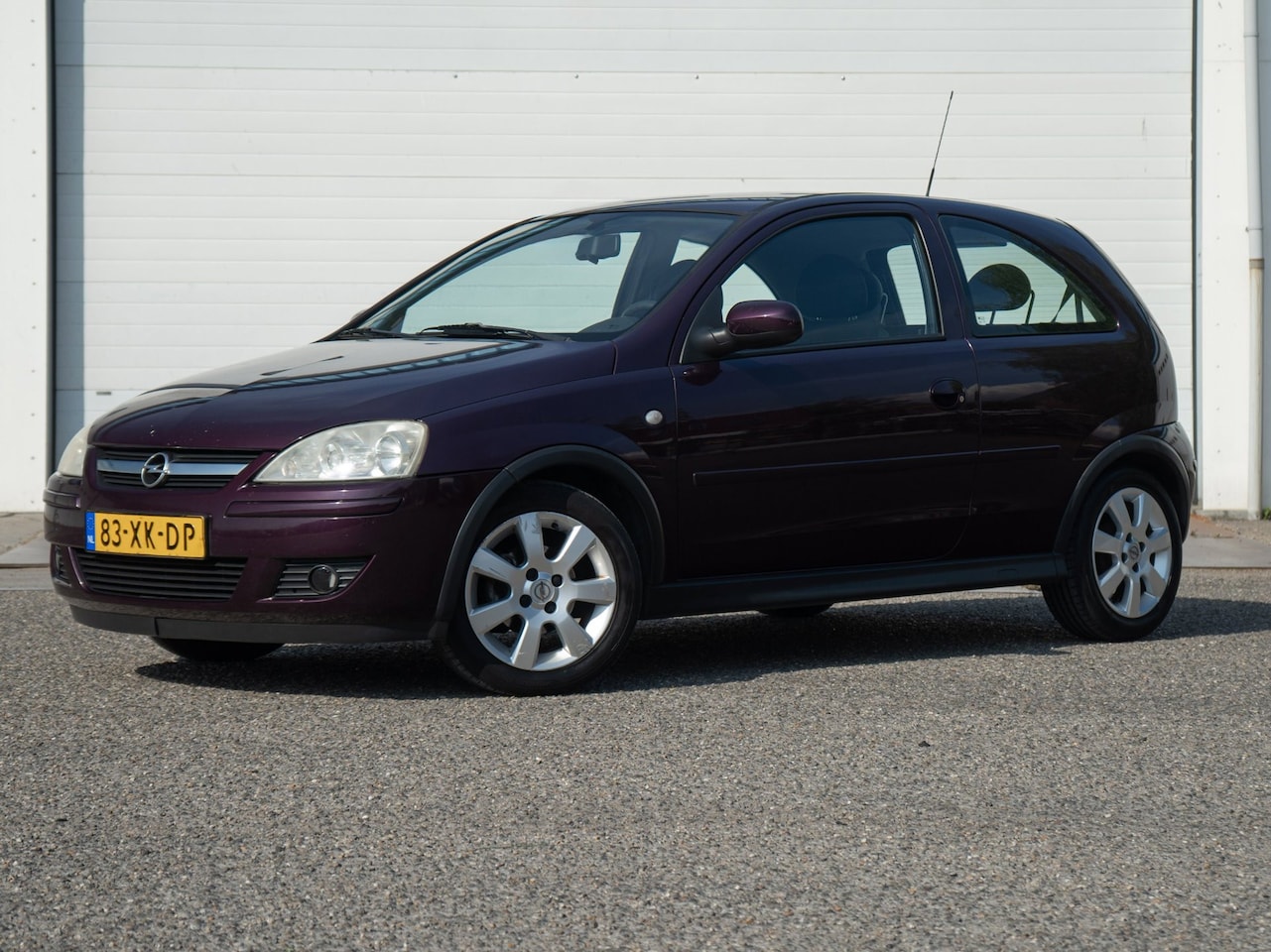 Opel Corsa - 1.2-16V Silverline 1.2-16V Silverline - AutoWereld.nl