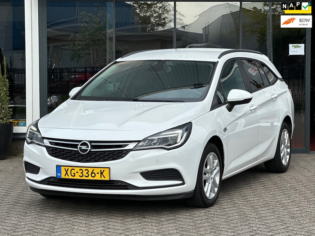 Opel Astra Sports Tourer - 1.0 Turbo Online Edition - AutoWereld.nl