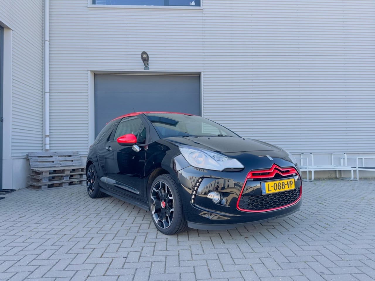 Citroën DS3 - 1.6 THP Sport Chic 1.6 THP Sport Chic , Navi , Cruise C. Stoelverw.
