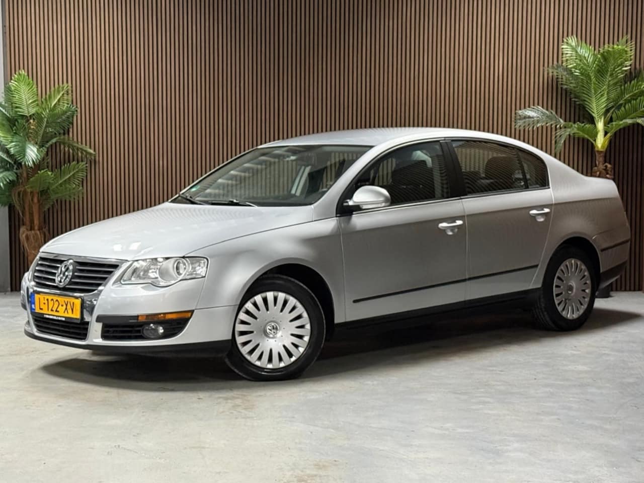Volkswagen Passat - 2.0 FSI Trendline 2.0 FSI Trendline - AutoWereld.nl