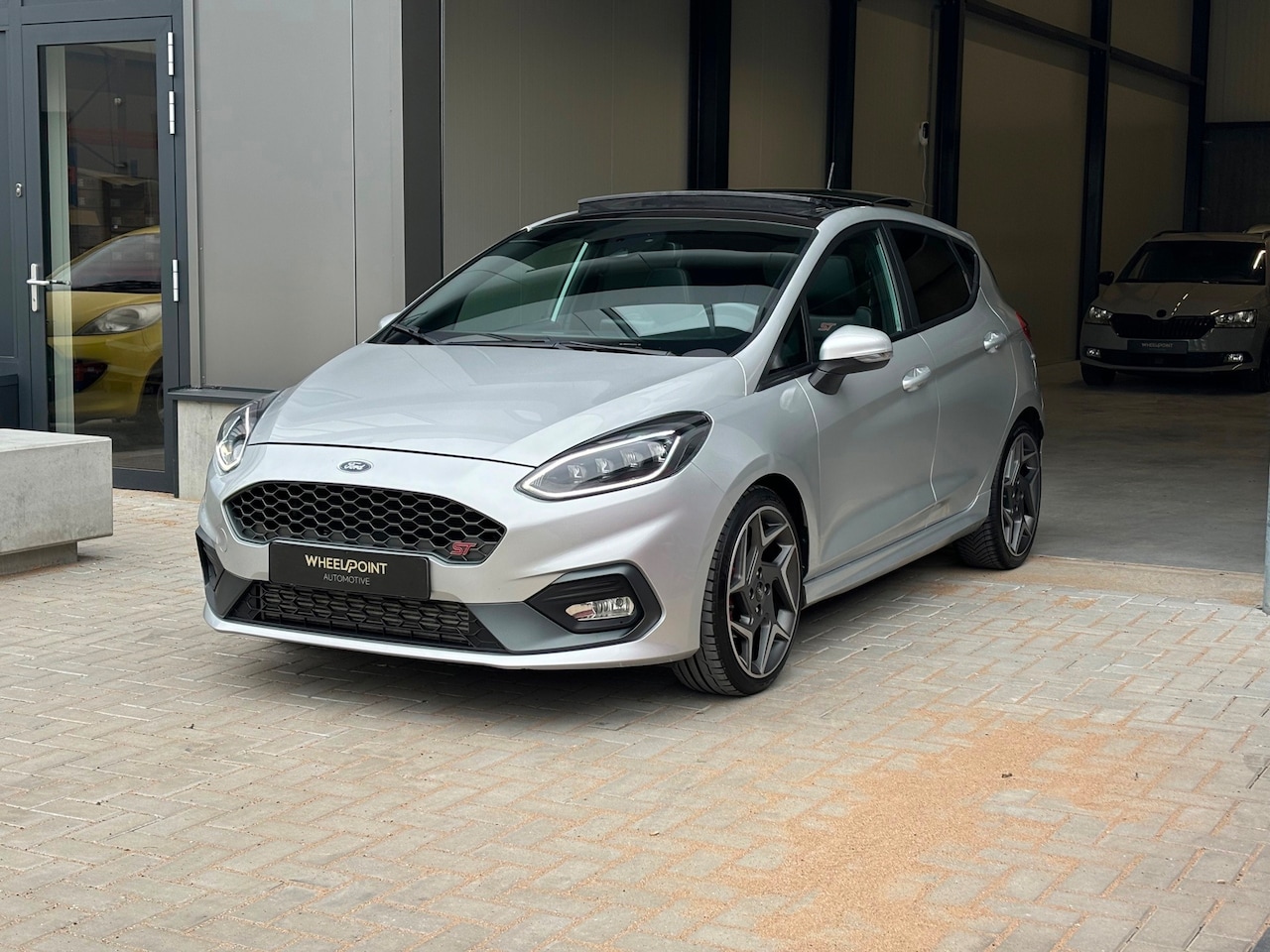Ford Fiesta - ST-3 Performance 200PK|Pano|B&O|Navi|Recaro - AutoWereld.nl