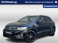 Volkswagen T-Roc - 1.5 TSI 150pk DSG R-Line / Black style / IQ LED / Virtual cockpit pro / Afneembare trekhaa