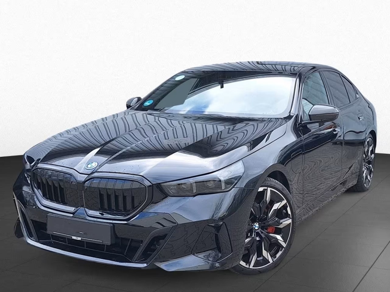 BMW 5-serie - 550e xDrive M-SPORT Pro ** PANO, IVORY LEDER, STOELVENT, B&W Sound, 21-inch LMV ** Ex. BMW - AutoWereld.nl
