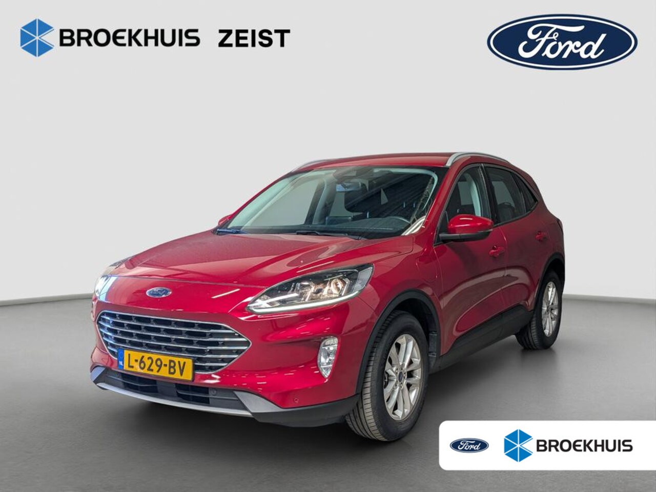 Ford Kuga - 2.5 PHEV Titanium | Camera | Standkachel | Carplay | | Naigatie 1.500kg trekgewicht - AutoWereld.nl