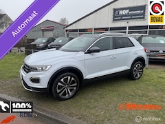 Volkswagen T-Roc - 1.5 TSI United Style AUTOMAAT / TREKHAAK LUXE