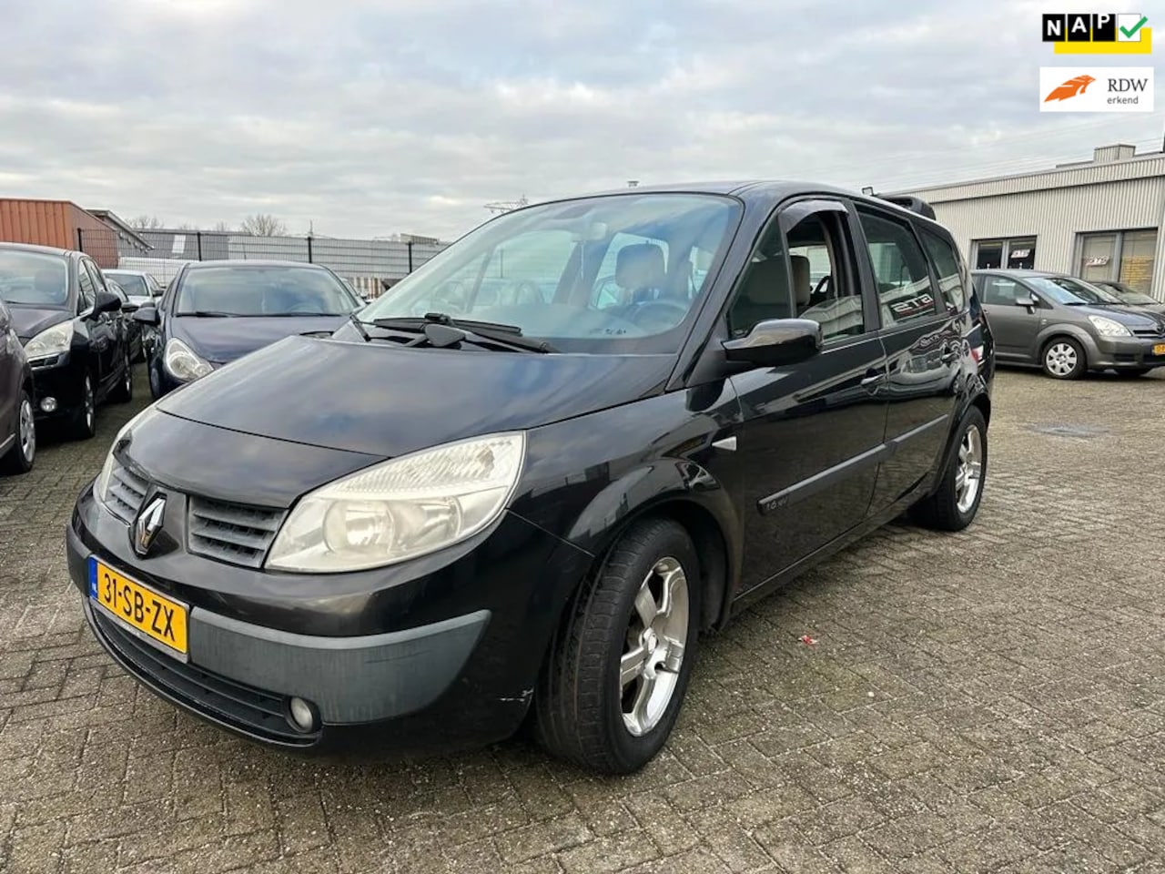 Renault Grand Scénic - 1.6-16V Dynamique Comfort 1.6-16V Dynamique Comfort - AutoWereld.nl