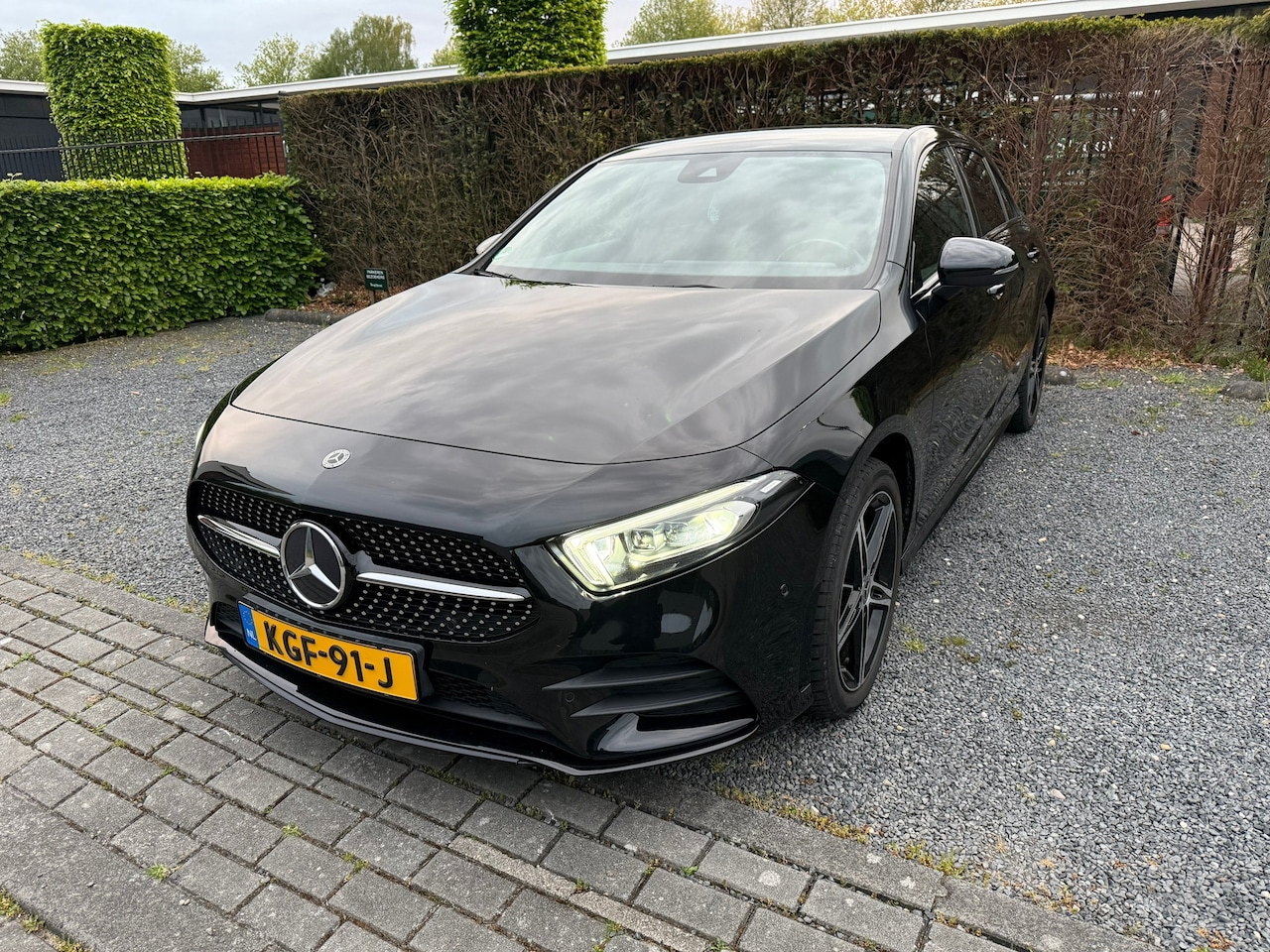 Mercedes-Benz A-klasse - 250 e Hybride AMG Line | Memory | Carplay | Stoelverwarming | Sfeerverlichting | - AutoWereld.nl