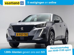 Peugeot 2008 - 1.2 PureTech Active Pack [ Navigatie Apple /Android Climate PDC ]