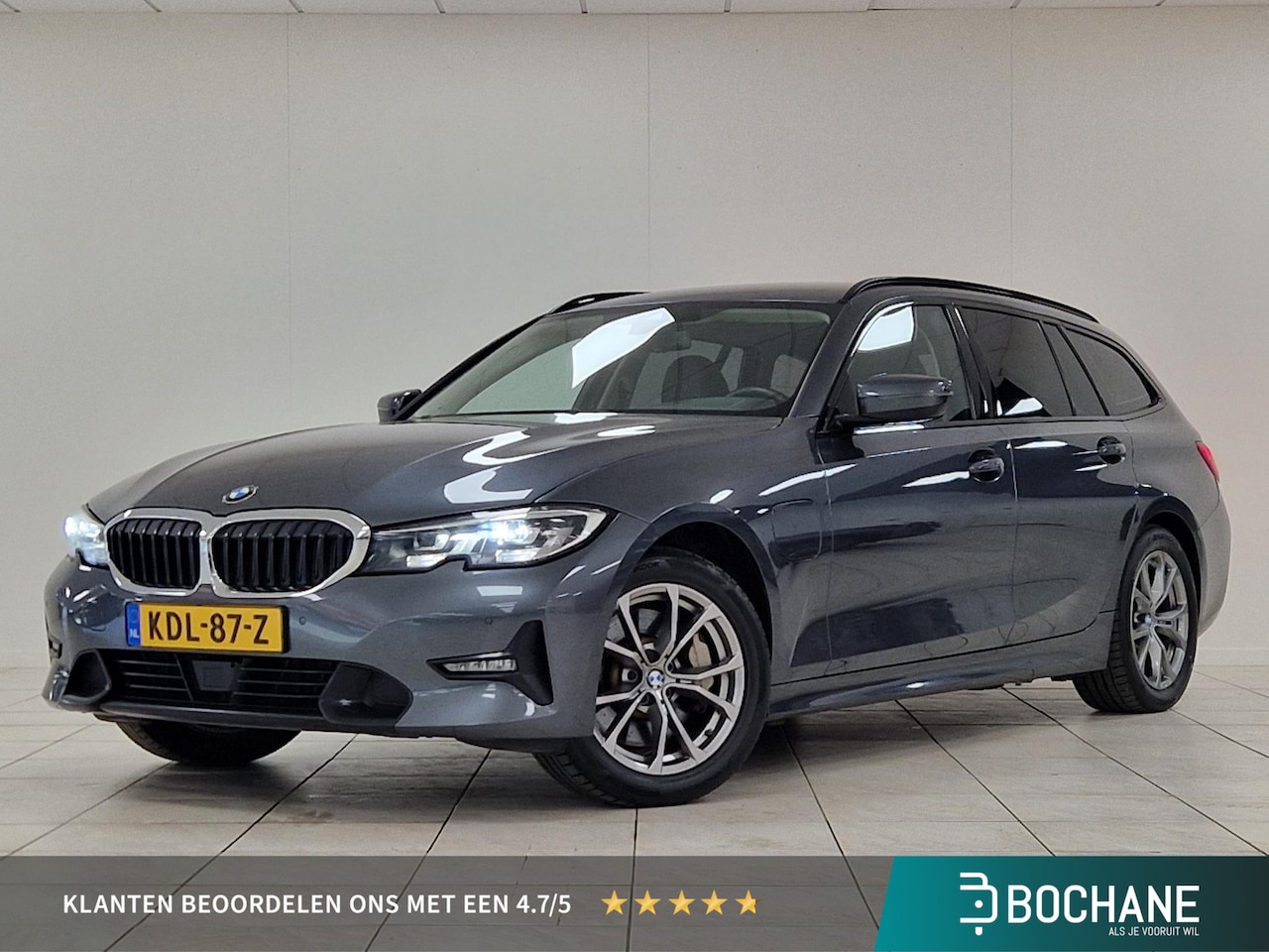BMW 3-serie Touring - 330e High Executive PLUG-IN | NAVIGATIE | PARKEERSENSOREN VOOR-EN ACHTER | ELEKTRISCHE ACH - AutoWereld.nl