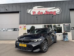 BMW 3-serie Touring - 318I M-sport G21 Facelift Widescreen Carplay Leder Trekhaak origineel Nederlands