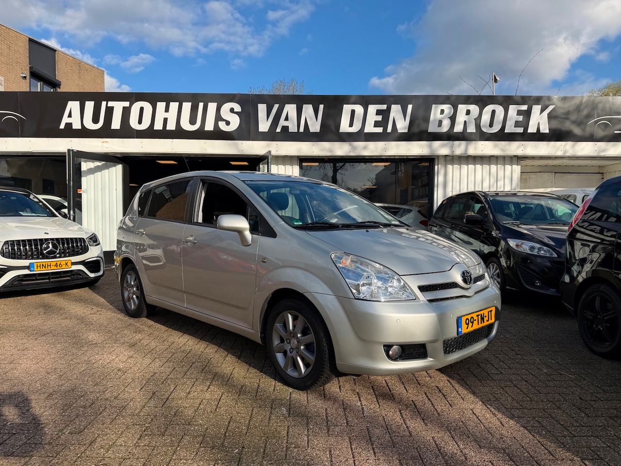 Toyota Verso - 1.6 VVT-i Dynamic|NAP|Airco|Cruise|Clima|Lmv|Trekhaak - AutoWereld.nl