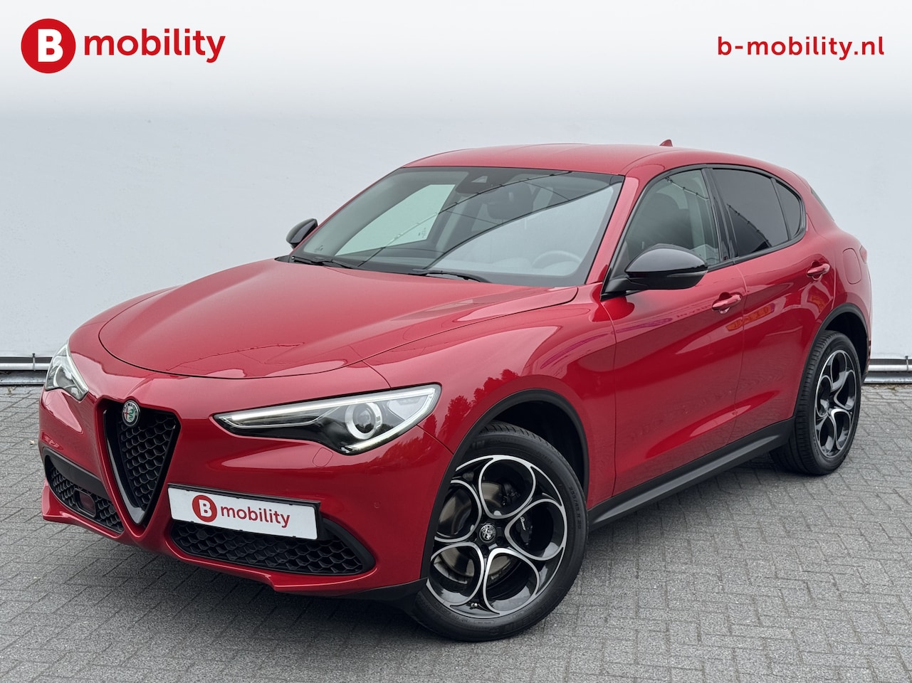 Alfa Romeo Stelvio - 2.0 T AWD B-Tech Automaat Trekhaak 2.300kg | Leer | Achteruitrijcamera | Stoel/Stuurwielve - AutoWereld.nl