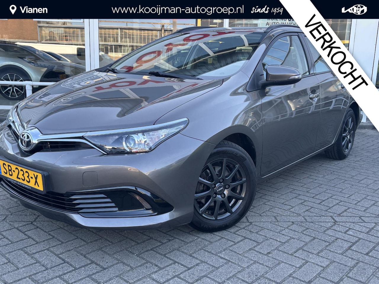 Toyota Auris Touring Sports - 1.3 Now NL Auto, BTW Auto, Dealeronderhouden, zeer netjes - AutoWereld.nl
