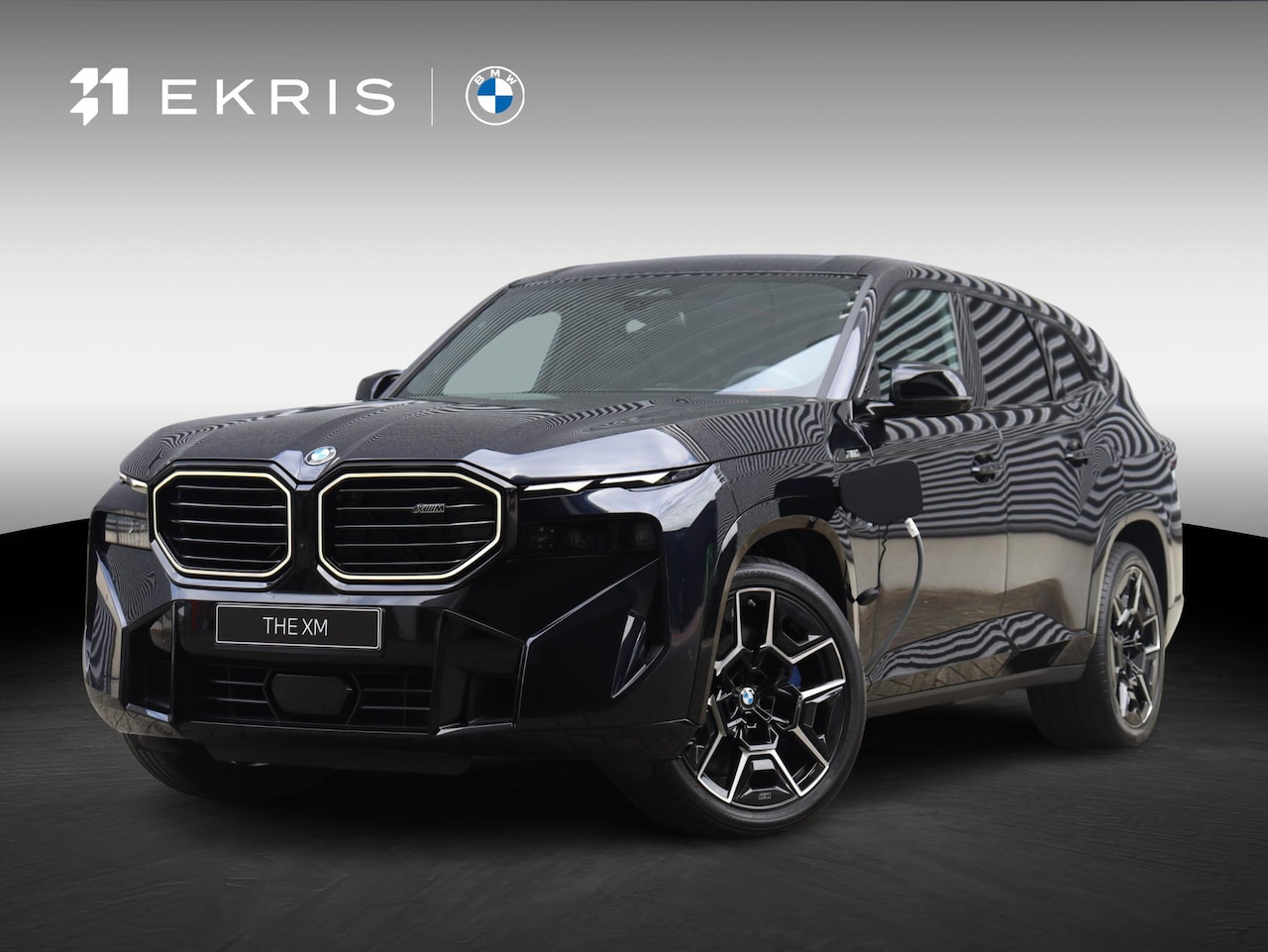 BMW XM - PHEV 50e 30 kWh | Bowers & Wilkins | Driving Assistant Prof. | Trekhaak | 22'' LMV - AutoWereld.nl