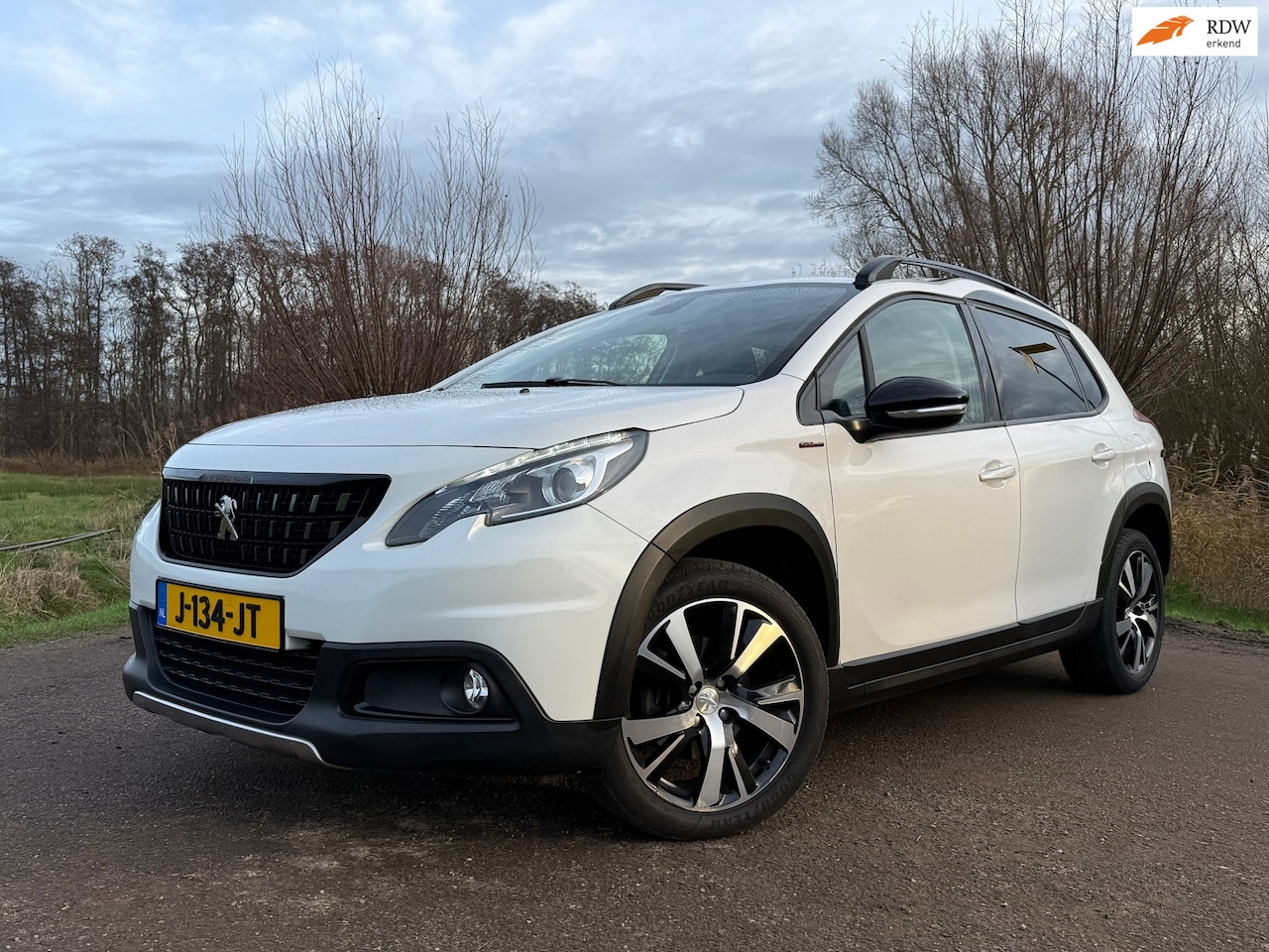 Peugeot 2008 - 1.2 PureTech GT-Line / Automaat / Airco / Navi / Camera / CC / Leder-Stof / Distributie re - AutoWereld.nl