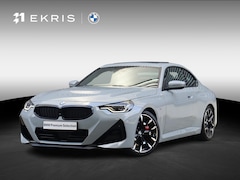 BMW 2-serie Coupé - 220i | M Sportpakket Pro | Panodak | Head-Up | Parking Assistant Plus | Driving Assistant