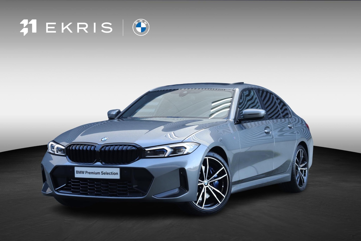 BMW 3-serie - Sedan 320i | M Sportpakket Pro | Panodak | Harman Kardon | Driving Assistant | Comfort Acc - AutoWereld.nl