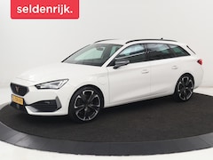 CUPRA Leon - 1.4 eHybrid VZ | SOH 90, 7% | 245pk | Stoelverwarming | Adaptive cruise | Camera | Carplay