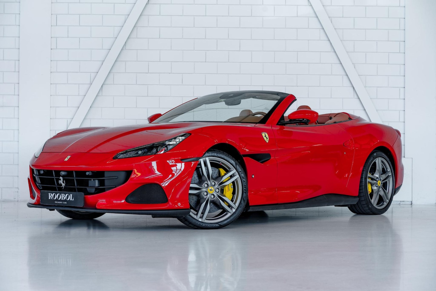 Ferrari Portofino M - 3.9 V8 HELE | Scuderia Shield | Passenger Display | Custom Made | - AutoWereld.nl