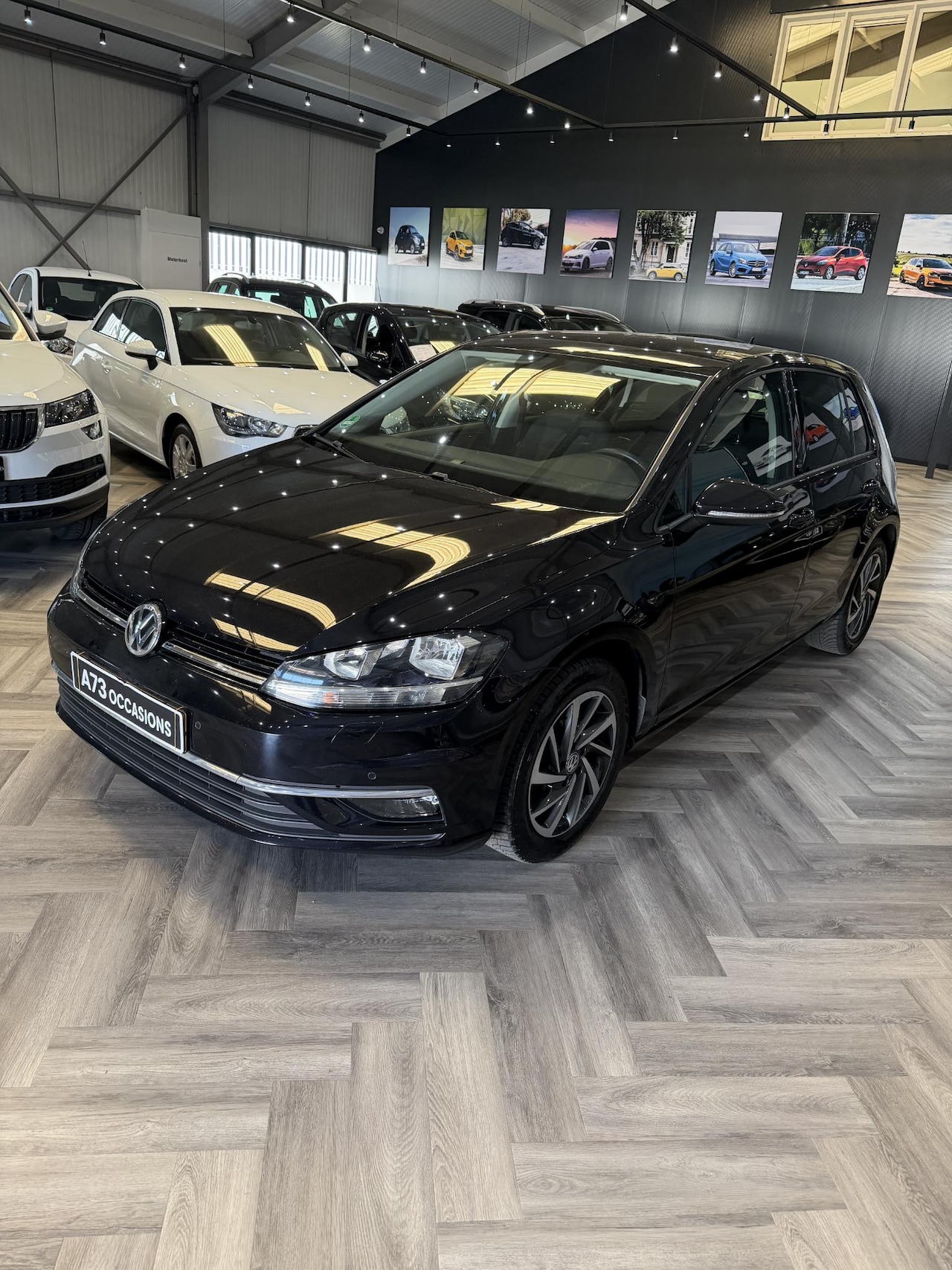 Volkswagen Golf - 1.0 TSI Highline 1.0 TSI Highline - AutoWereld.nl