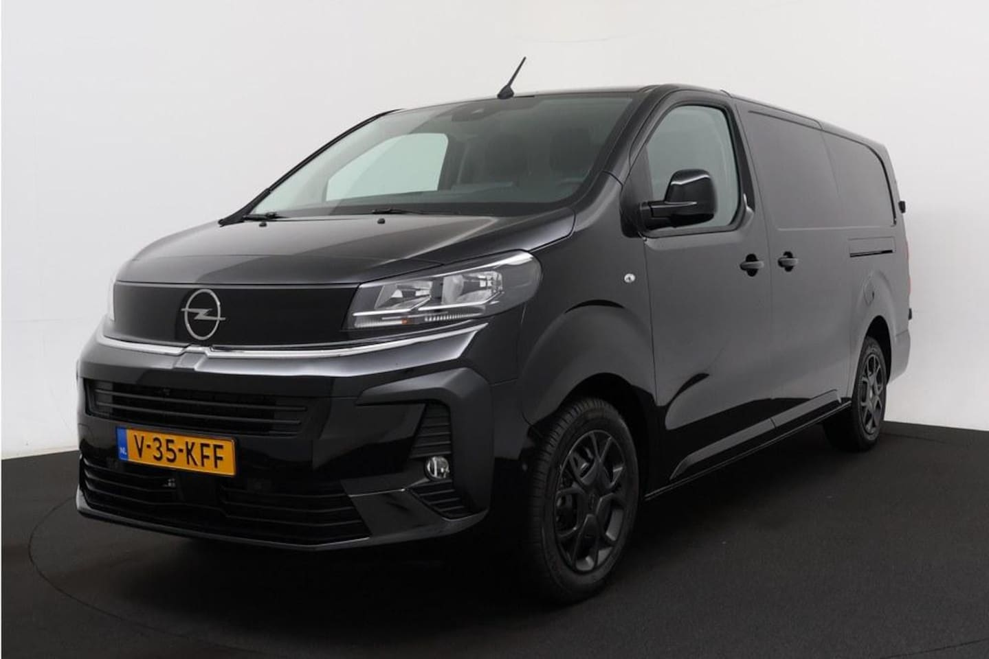 Opel Vivaro - 2.0 Diesel 145pk L3 Camera/Trekhaak Dubbele Schuifdeur/Vloer en Wand betimmering BPM VRIJ! - AutoWereld.nl