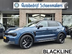 Lynk & Co 01 - 1.5 261PK BLACKLINE 360-CAMERA STOELVERW. PANO/SCHUIF MEMORY INFINITY DAB NAVI CARPLAY ELE