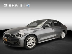 BMW 3-serie - Sedan 318i | LED | Navigatie | Schuifdak | Sportstoelen | Stoelverwarming | DAB | Hifi spe